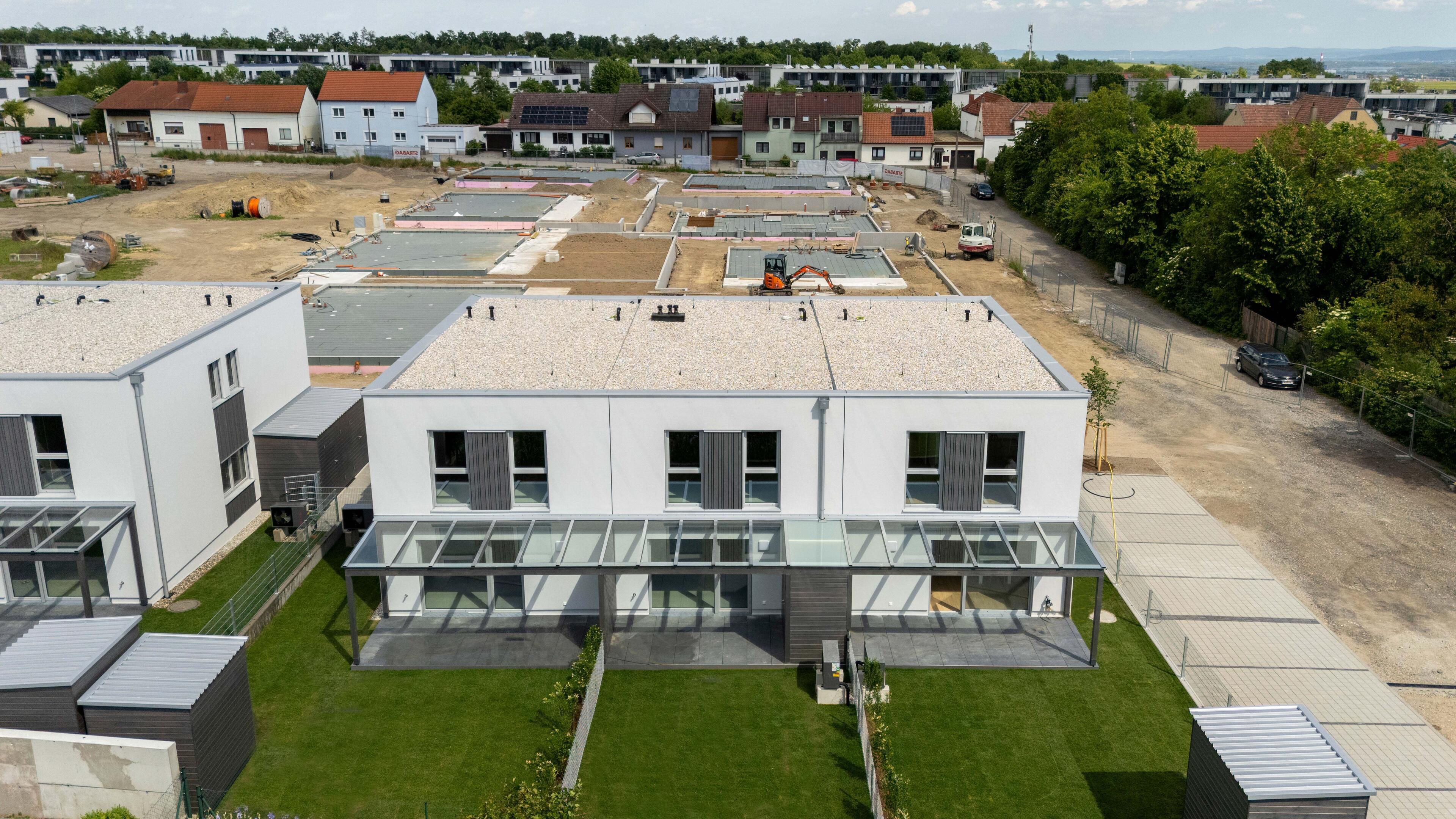 Drohnenaufnahme der Reihenhäuser