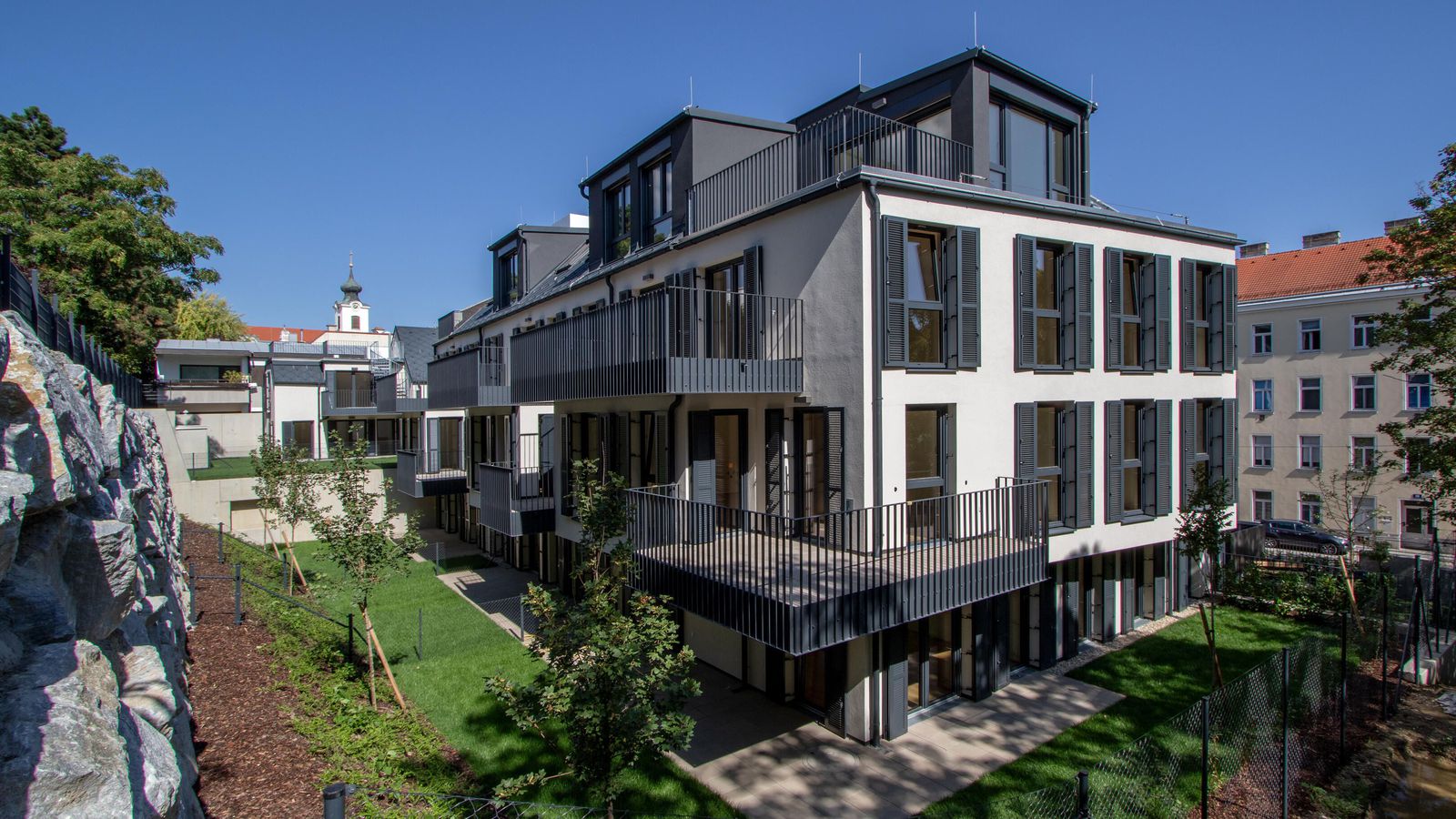 Ansicht des Projekts von der Gartenseite