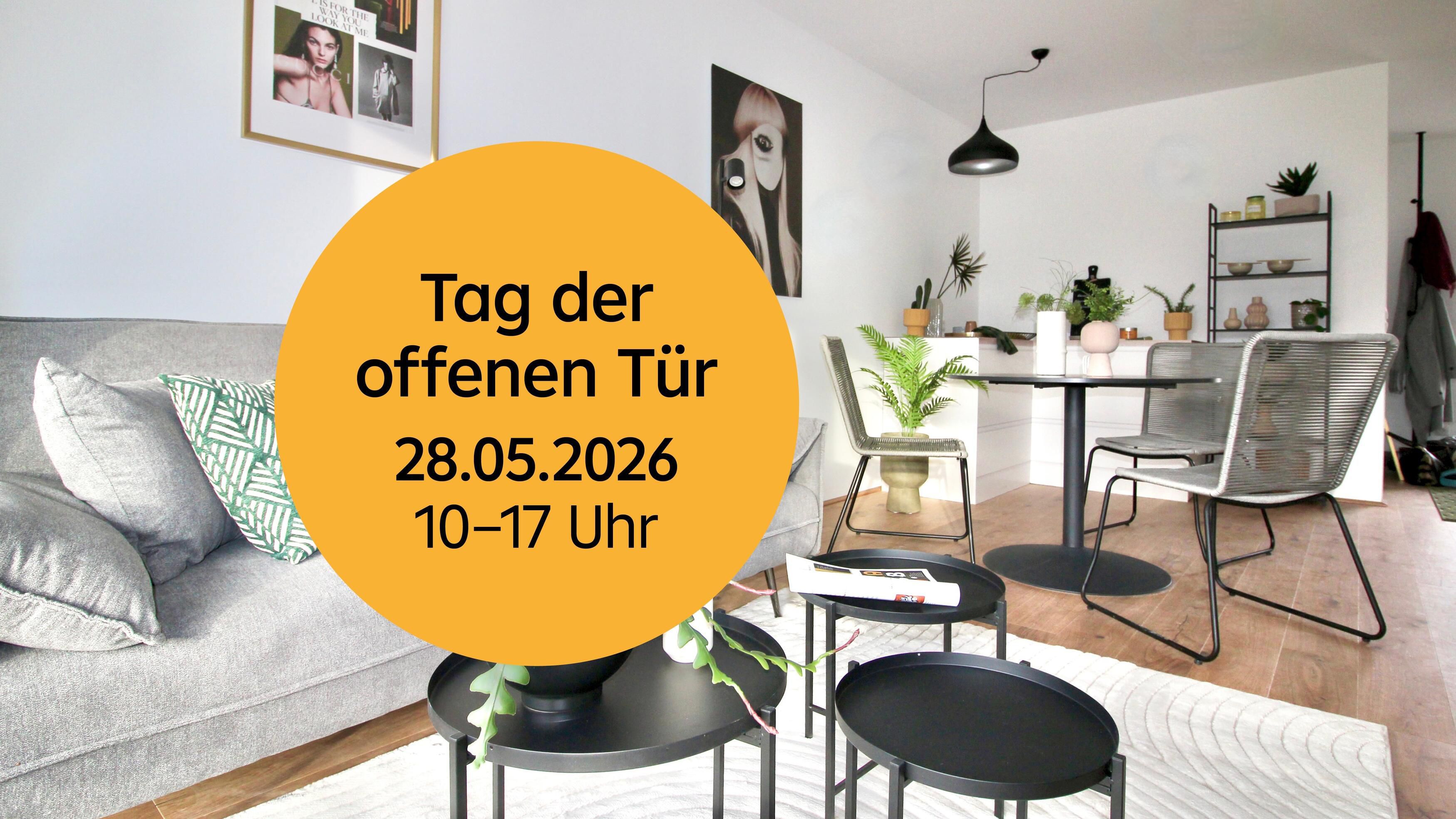 Darstellung Wohnraum mit Einladung zum Tag der offenen Tür