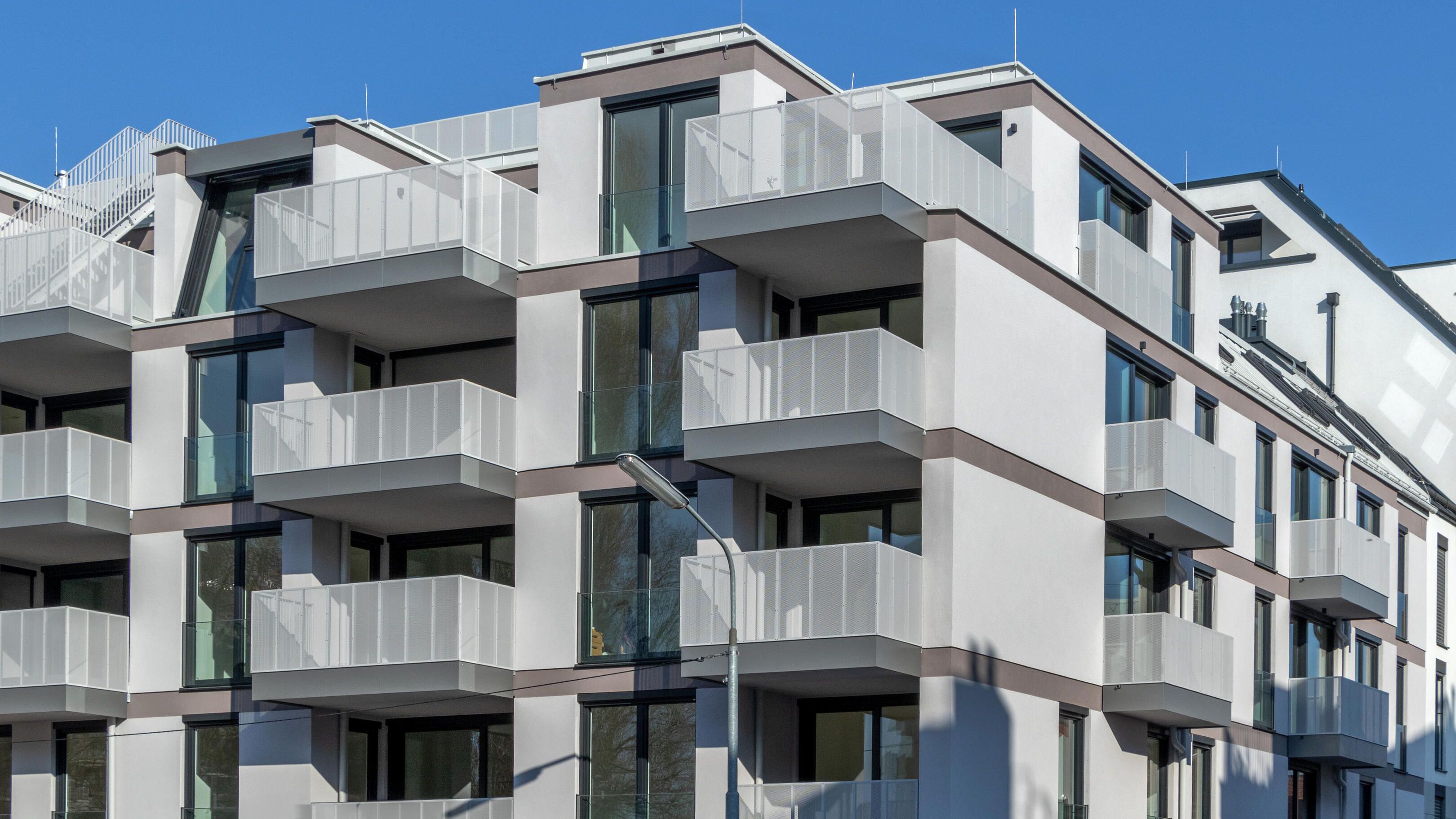 Außenansicht des modernen Wohngebäudes in der Klenaugasse